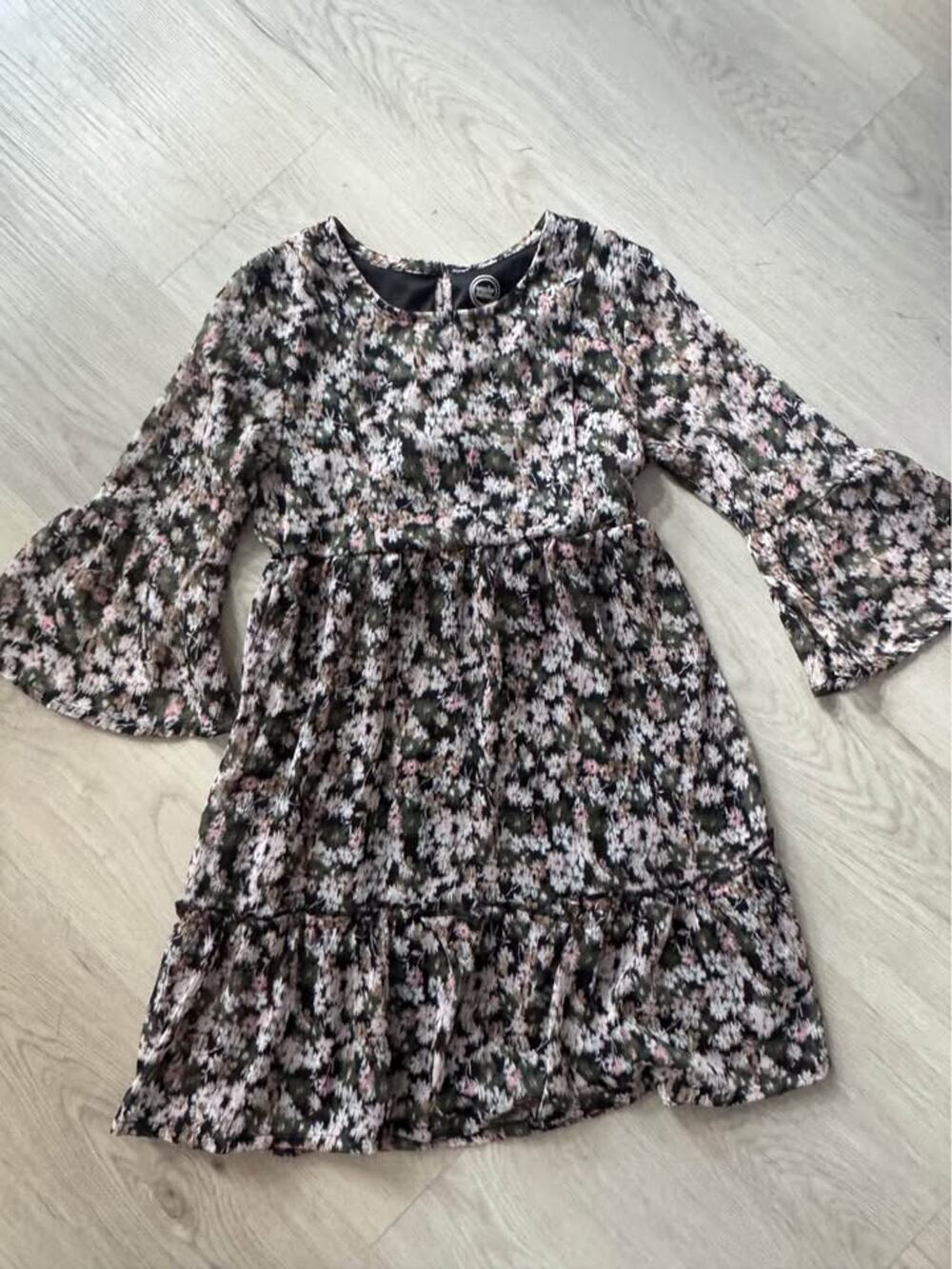 Girls Size 6 Dress Lot